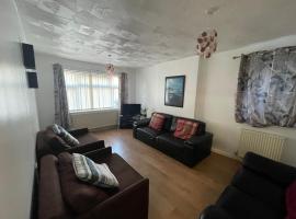 Zdjęcie hotelu: Crompton Haven, Liverpool Accessible Home