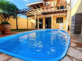 A picture of the hotel: Sobrado Com Piscina proximo aeroporto