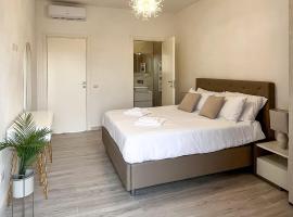 Hotel Photo: Appartamento 2 Camere con Terrazza e Aria Condizionata