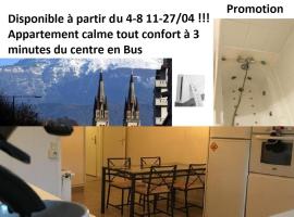 Hotelfotos: Appart chartreux baignoire massante ,à 2 minutes du centre!