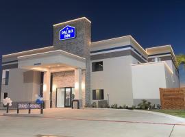 Palace Inn Blue Jones Road & FM1960, hotel in Houston