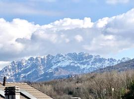 Фотографія готелю: Cozy Apartment with view - LAGHI E SENTIERI -