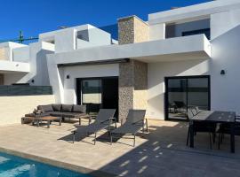 Hotel Foto: Beautiful villa in Benijofar with private pool and pet friendly