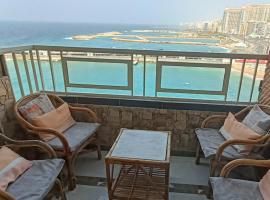 Charming Seaview Condo in Gleem G10, hotel v destinaci Alexandria