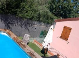 Hotel kuvat: Villa Susy Solanas -IUN R5389