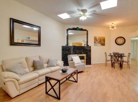 Zdjęcie hotelu: Comfy Albuquerque Townhome Less Than 6 Mi to Downtown