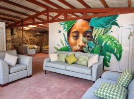 Central Hostel San Sebastian, hotel v destinaci Antigua Guatemala