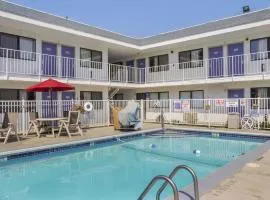 Motel 6-Medford, OR