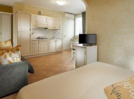 A picture of the hotel: Erica Studio-Apartment auf einem Bauernhof zwischen Reggio und Modena