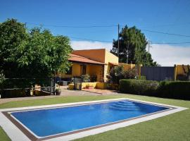 Hotel Foto: Gemütliches Ferienhaus in El Rosario mit Privatem Pool und Panoramablick