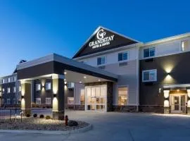 GrandStay Hotel & Suites Algona
