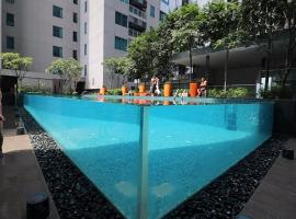 Zdjęcie hotelu: Mercu Summer Suites KLCC By Sweet Home