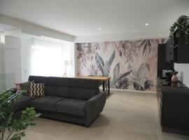 Fotos de Hotel: [IHost Luxury] - Negroli 8