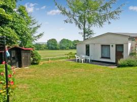 A picture of the hotel: Stunning Home In Jennewitz With House Sea View