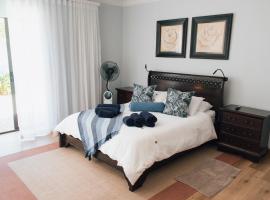 Tranquil Private Rooms Hermanus, hotel in Hermanus