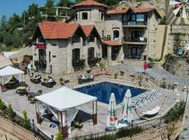 The Stone Castle Boutique Hotel, hotel in Ağaçlı