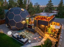 A picture of the hotel: Dome House YYC, Iconic, Luxury, Backyard Oasis