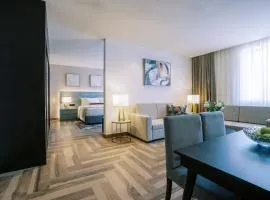 Khalidia Palace Hotel Dubai by Mourouj Gloria
