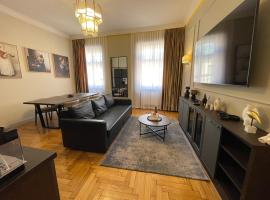 酒店照片: Pearl in the heart of Cracow, wonderful apartment, 110scm, 4 rooms