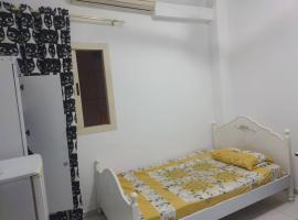 A picture of the hotel: Furnished Studio for Rent