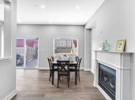 Ξενοδοχείο φωτογραφία: Newly Renovated Home by Toronto Mins from YYZ