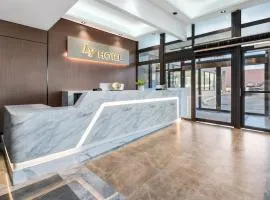 Ly New York Hotel