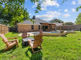 מלון צילום: The Charming House & Pool in DFW