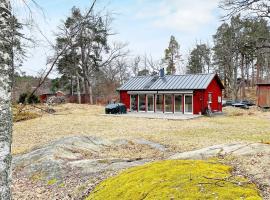 ホテル写真: Holiday home VAXHOLM II