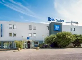 ibis budget Arles Sud Fourchon, hotel u gradu 'Arles'