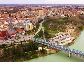 Hotel Kristall, khách sạn ở San Donà di Piave