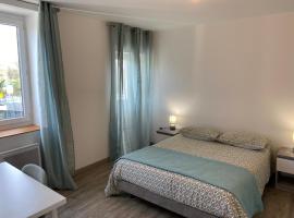 Hotel Photo: Maison des Balmes proche Lyon