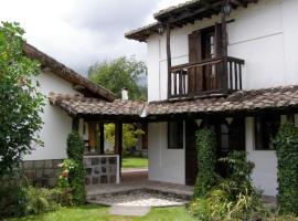 Hostería Hotel Cuello de Luna - Cotopaxi - Country Inn,位于Lasso的酒店