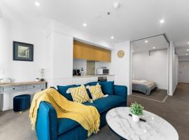 Foto do Hotel: CBD 2BR Apt - Walkable