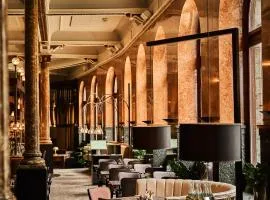 Opus 16, a Member of Small Luxury Hotels