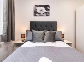 Hotel foto: Webberley Stylish and Spacious Studio Unit in Stoke on Trent