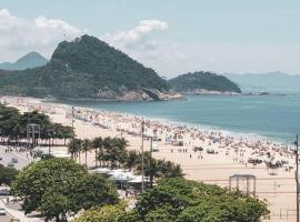 Photo de l’hôtel: Espaçoso apt de frente para praia de Copacabana
