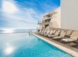 酒店照片: Sesimbra Oceanfront Hotel