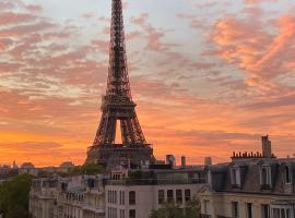 Foto di Hotel: Luxury, Elegant, Eiffel Tower view