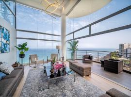 Hotel Foto: Luxury Ocean View Penthouse with Pool in Miraflores