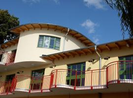 Photo de l’hôtel: Seminar- und Gästehaus Flussbad Gartenstrasse