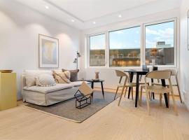 Hotel Photo: New! Modern & Central Couples Apartement!