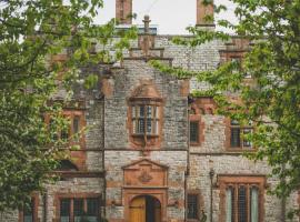 Caer Rhun Hall Hotel, hotel i Conwy