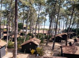 Slow Village Biscarrosse Lac, hôtel à Biscarrosse