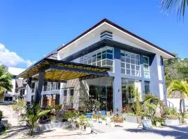 D' Elmer's Resort and Convention Hotel