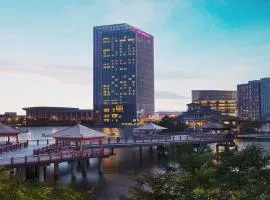 Crowne Plaza Tianjin Meijiangnan by IHG