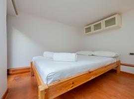 Hotel Photo: IHost Apartment Monza 15B