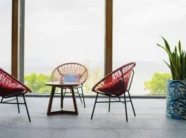 Hotel Indigo Dali Erhai by IHG