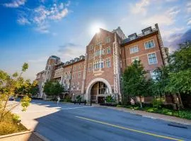 The Knight Center at Washington University