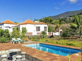 Hotel foto: Ferienhaus mit Privatpool für 5 Personen ca 150 qm in La Punta, La Palma Westküste von La Palma - b63393