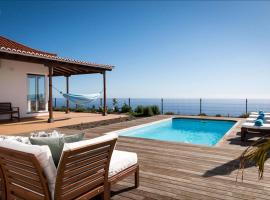 Foto di Hotel: Ferienhaus mit Privatpool für 6 Personen ca 149 qm in Tijarafe, La Palma Westküste von La Palma
